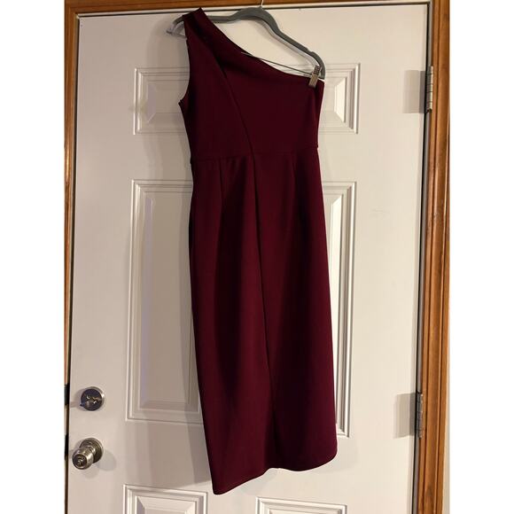 Lulu's Maroon One Shoulder Asymmetrical Dress Size Small - Picture 6 of 7